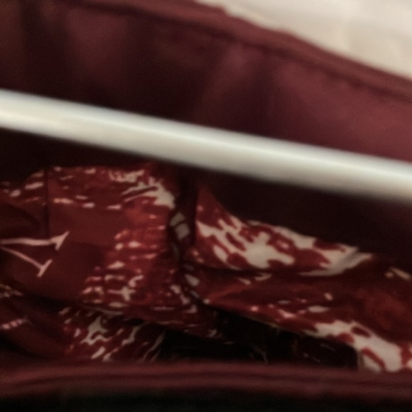 Fuzzy:Maroon Technical Ski/Board Wear- Snow pants- Korean Company-95 (US size M) - Picture 9 of 16